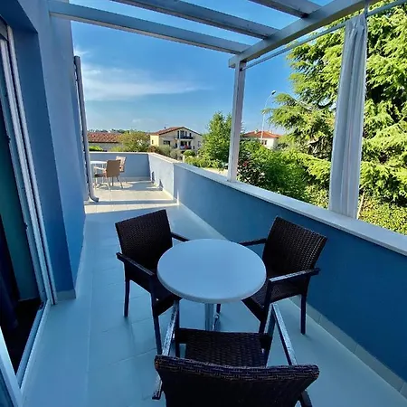 Διαμέρισμα Iris Ουμάγκ