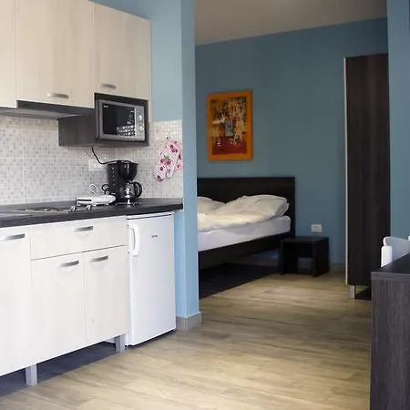 Iris Apartment